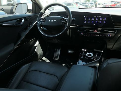 Used 2023 Kia Niro Wave FWD image 24