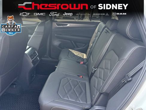 Used 2025 Volkswagen Atlas Cross Sport SE AWD/4WD image 29