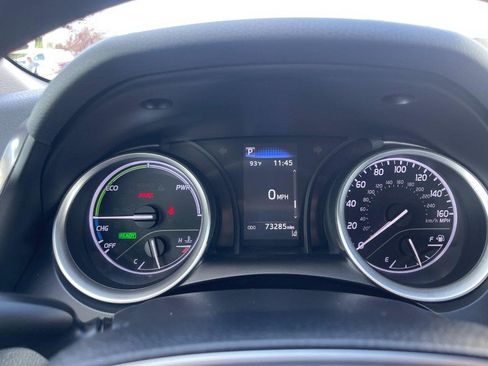 Used 2022 Toyota Camry LE FWD image 21
