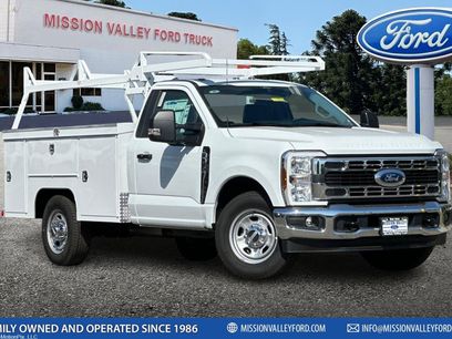 New 2025 Ford F350 XL w/ XL Chrome Package