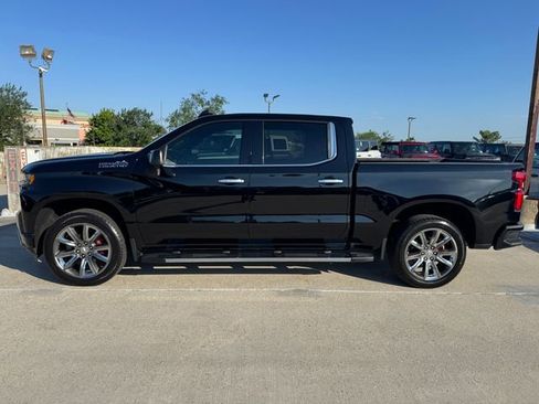 Used 2021 Chevrolet Silverado 1500 High Country w/ Technology Package AWD/4WD image 13