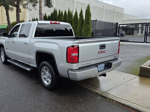 Used 2014 GMC Sierra 1500 SLE w/ All-Terrain Package AWD/4WD image 5