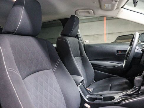 Certified 2025 Toyota Corolla LE FWD image 18