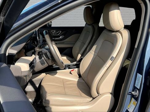 Used 2022 Lincoln Corsair Reserve w/ Elements Package FWD image 21