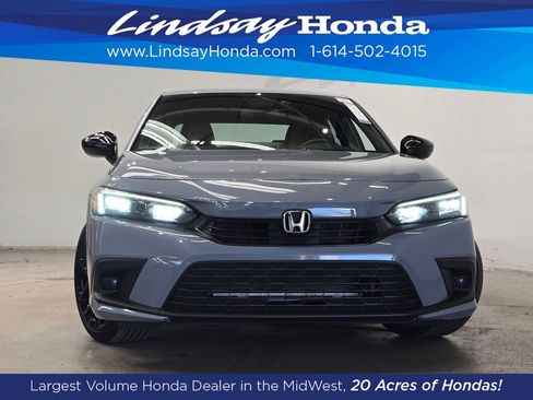 Used 2023 Honda Civic Sport image 2