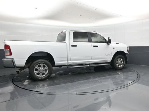 Used 2024 RAM 2500 Big Horn w/ Off Road Package AWD/4WD image 3