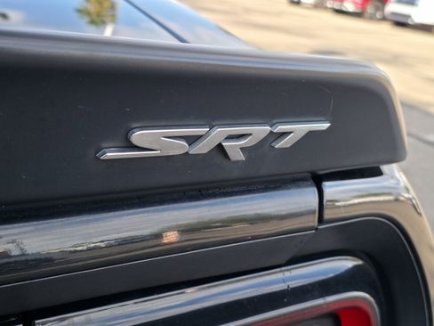 Used 2016 Dodge Challenger SRT Hellcat image 8