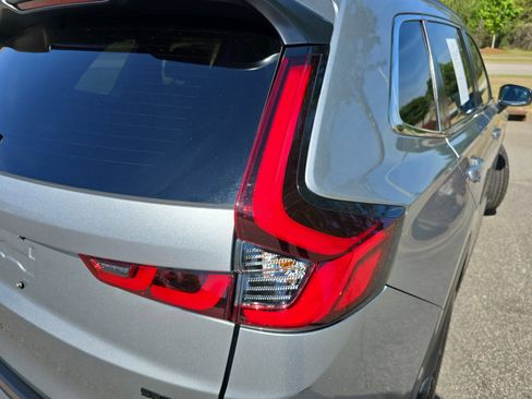 Used 2025 Honda CR-V Sport image 36