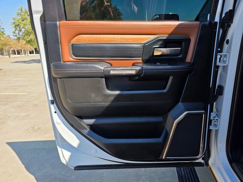 Used 2020 RAM 2500 Limited image 17