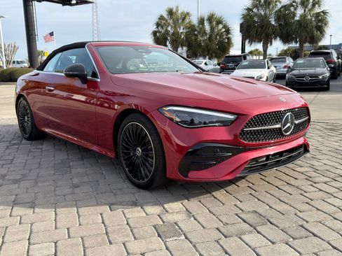 Certified 2024 Mercedes-Benz CLE 300 4MATIC Cabriolet image 5