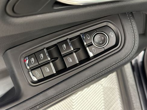 Certified 2024 Porsche Macan Turbo AWD/4WD image 13
