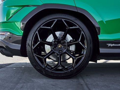 Used 2024 Lamborghini Urus Performante image 24