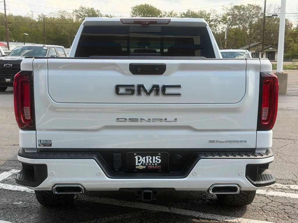 Used 2023 GMC Sierra 1500 Denali Ultimate AWD/4WD image 5