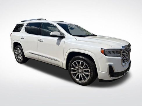 Certified 2023 GMC Acadia Denali w/ Denali Ultimate Package AWD/4WD image 8