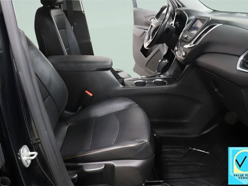 Used 2020 Chevrolet Equinox LT w/ Midnight Edition image 31