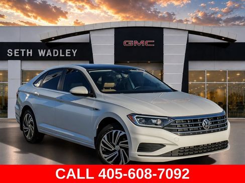 Used 2020 Volkswagen Jetta SEL FWD image 1