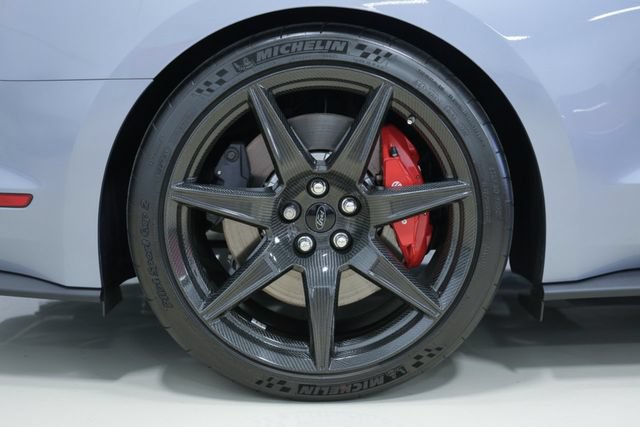 Used 2022 Ford Mustang Shelby GT500 w/ Carbon Fiber Track Pack RWD image 11