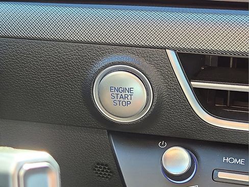 Used 2025 Hyundai Sonata SEL image 30