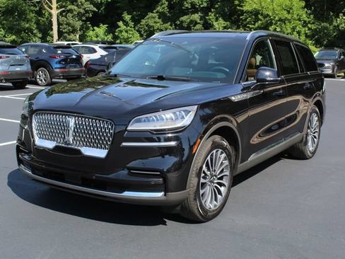 Used 2024 Lincoln Aviator Reserve w/ Elements Package Plus AWD/4WD image 10