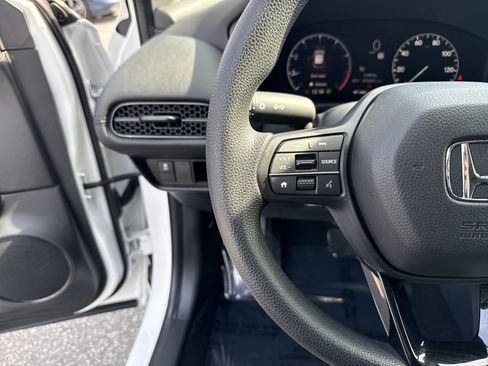 Certified 2023 Honda HR-V LX image 19