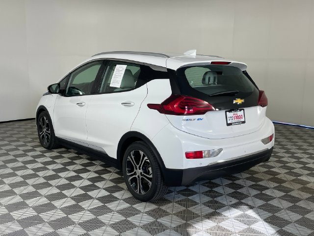 Used 2017 Chevrolet Bolt Premier w/ Driver Confidence II Package FWD image 13