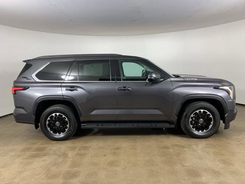 Used 2023 Toyota Sequoia SR5 w/ SR5 Premium Package AWD/4WD image 7