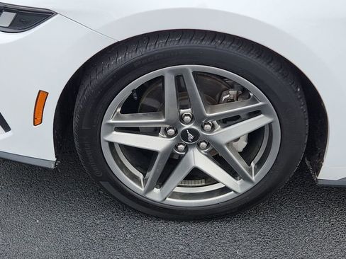 Used 2024 Ford Mustang Coupe image 14