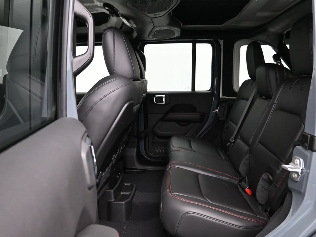 New 2025 Jeep Wrangler Unlimited Rubicon AWD/4WD image 21