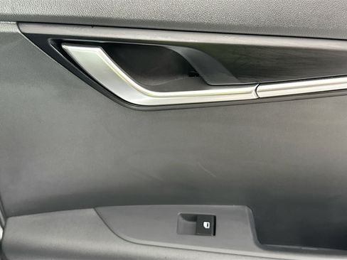 Used 2026 Kia Niro LX FWD image 28