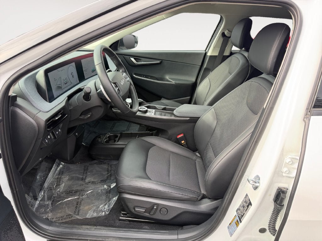 Used 2024 Kia EV6 Light AWD/4WD image 22