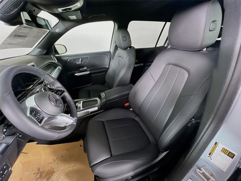 New 2026 Mercedes-Benz GLB 250 4MATIC image 21