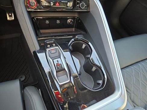 New 2026 Audi SQ5 Premium Plus image 22