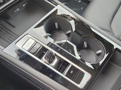 New 2026 Volkswagen Atlas SEL image 11