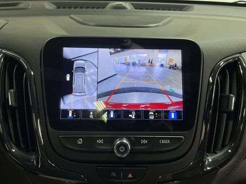 Used 2023 Chevrolet Equinox RS w/ RS Leather Package AWD/4WD image 17
