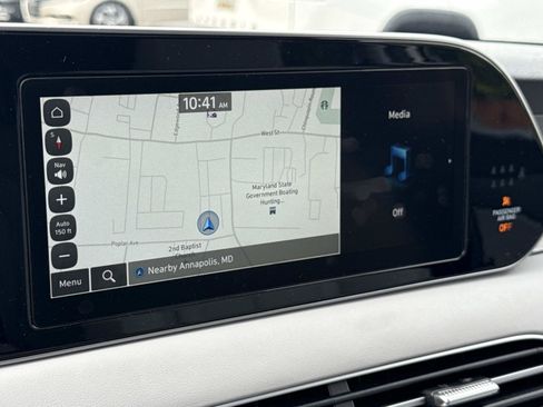 Used 2021 Hyundai Palisade SEL FWD image 4