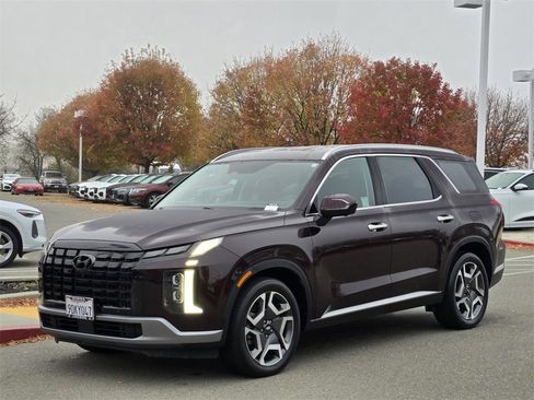 Used 2023 Hyundai Palisade SEL w/ Premium Package image 8