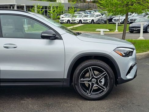New 2026 Mercedes-Benz GLA 250 4MATIC image 5