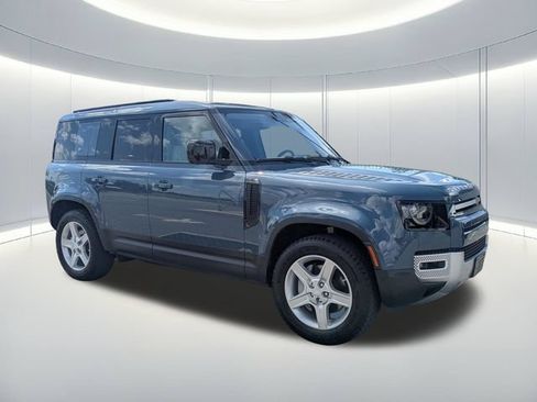 Used 2020 Land Rover Defender 110 SE AWD/4WD image 8