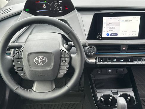Used 2024 Toyota Prius LE image 14
