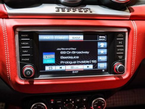 Used 2018 Ferrari California T image 33