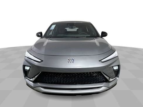 New 2026 Buick Envista Sport Touring FWD image 4