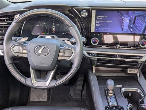 Used 2025 Lexus RX 350 w/ Convenience Package image 17