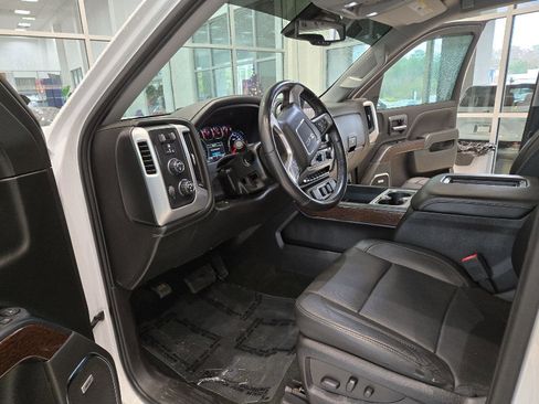 Used 2018 GMC Sierra 1500 SLT image 25