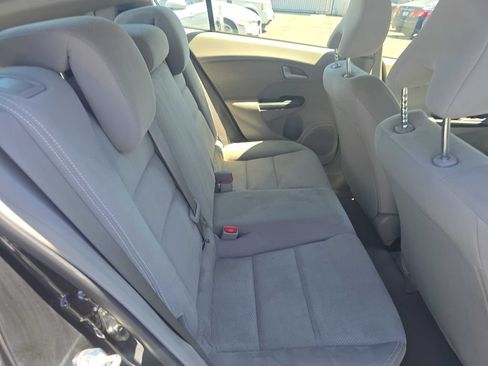 Used 2014 Honda Insight LX image 17