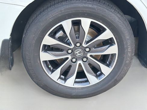 Used 2023 Honda Odyssey EX-L image 9