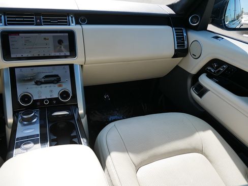 Used 2019 Land Rover Range Rover Long Wheelbase Supercharged image 11