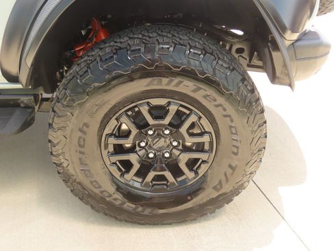Used 2023 Ford Bronco Raptor AWD/4WD image 17