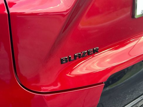 Used 2023 Chevrolet Blazer RS w/ Enhanced Convenience Package FWD image 32