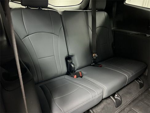 Certified 2023 Buick Enclave Essence w/ Trailering Package, 5000 lbs. image 26