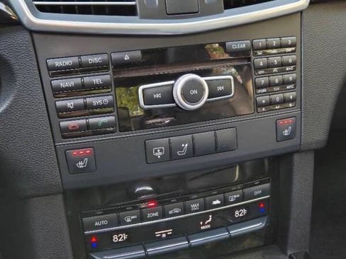 Used 2012 Mercedes-Benz E 350 BlueTEC Sedan image 22